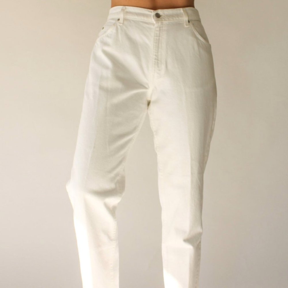 Vintage White Levis 9 S